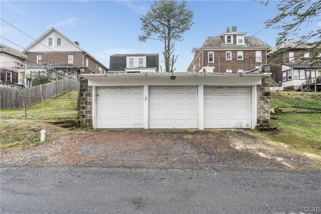 1923 Ferry Street