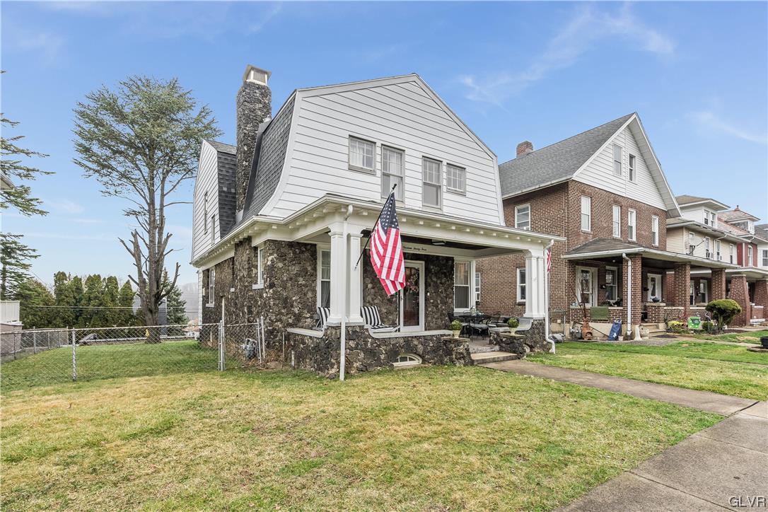 1923 Ferry Street