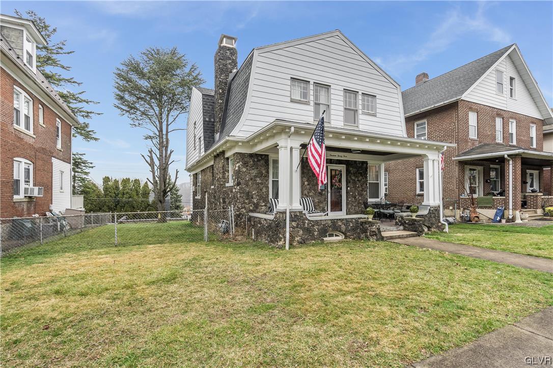 1923 Ferry Street