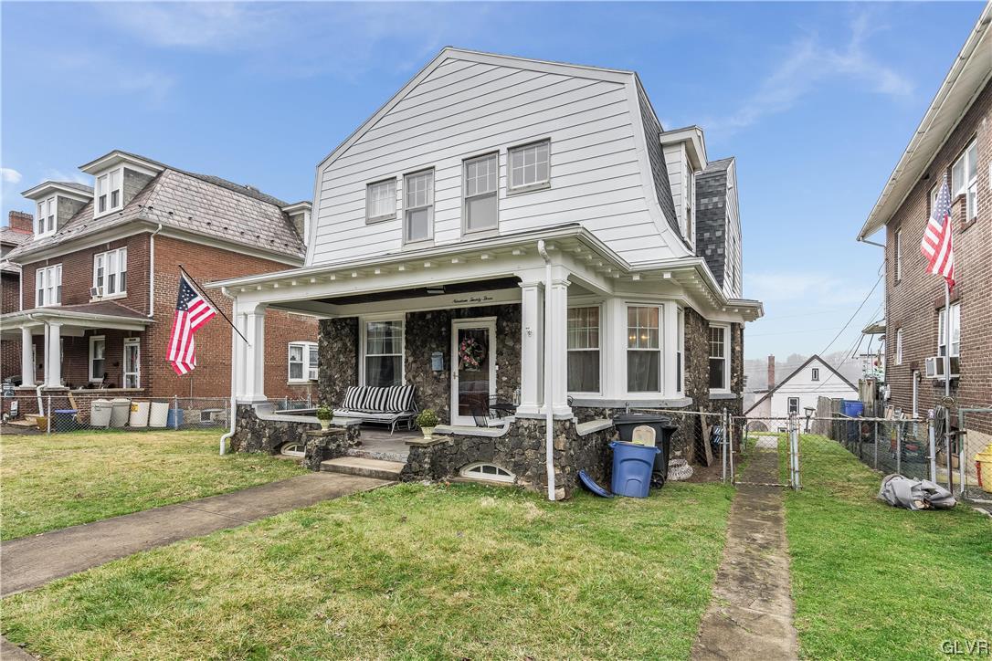 1923 Ferry Street