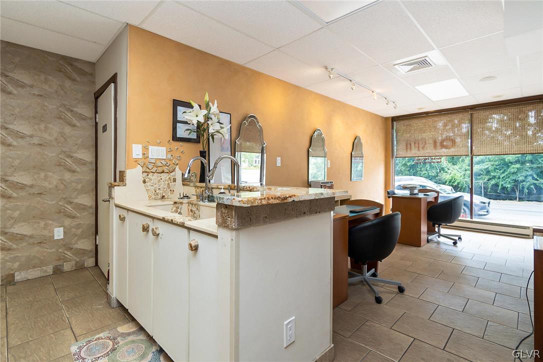 427 Front Street Ground Floor