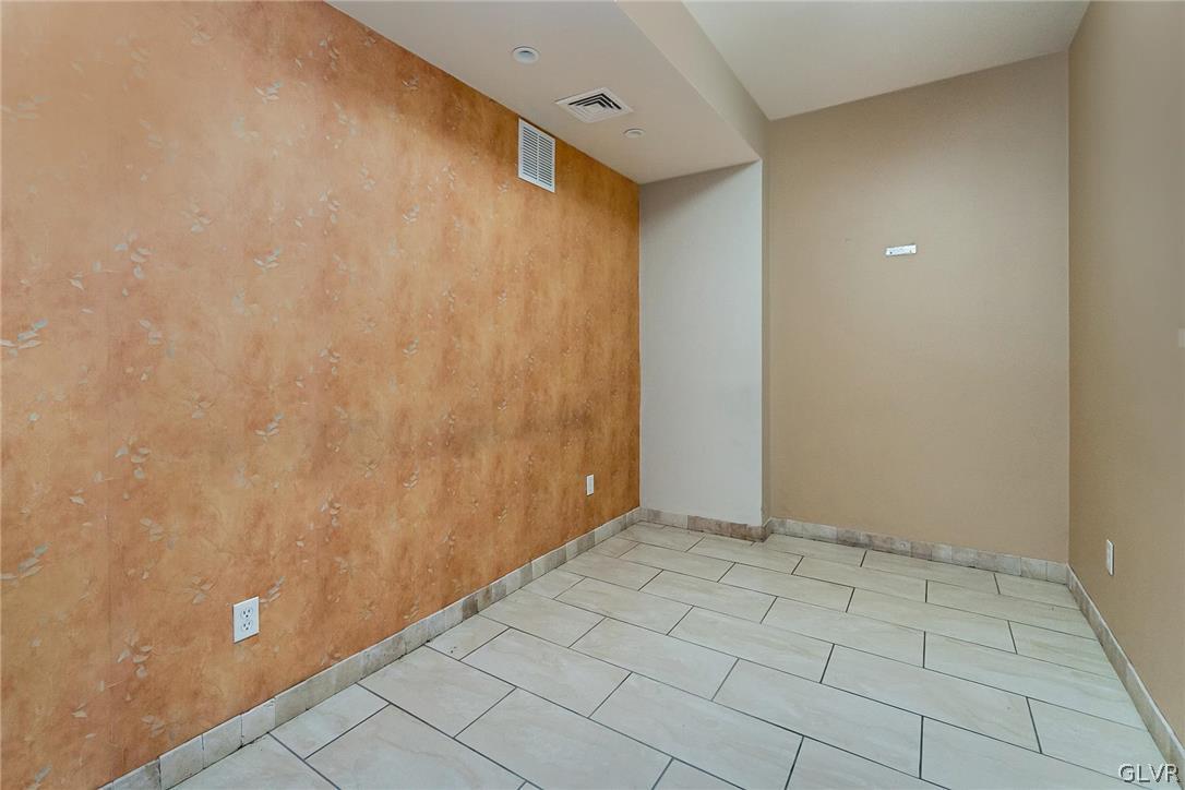 427 Front Street Ground Floor