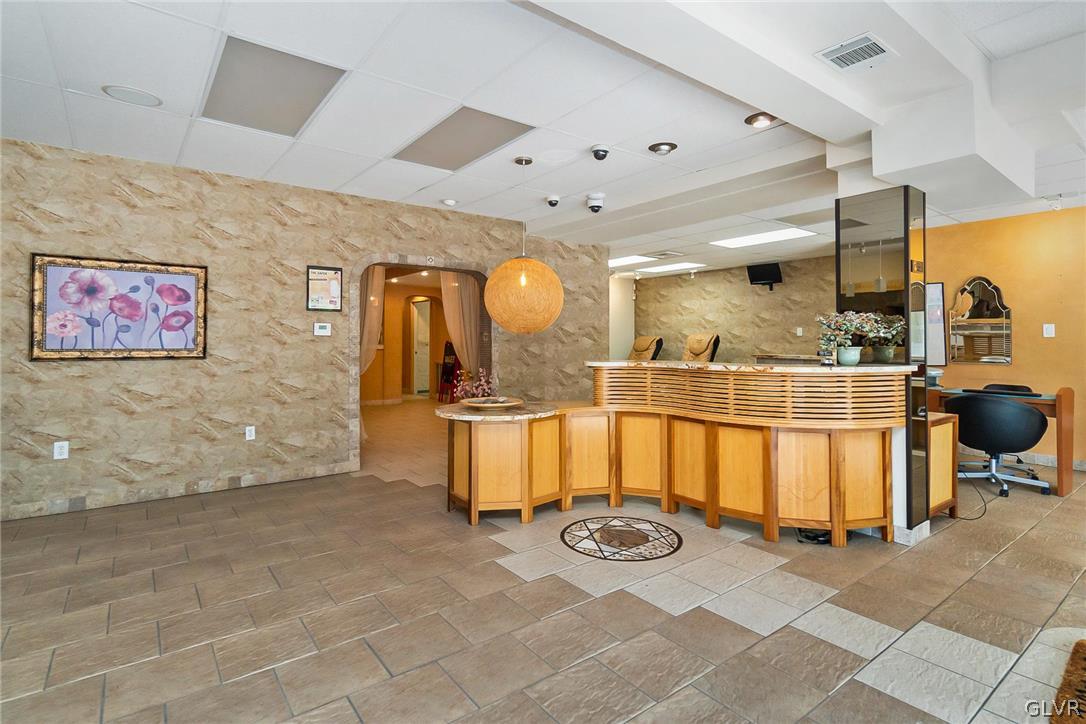 427 Front Street Ground Floor
