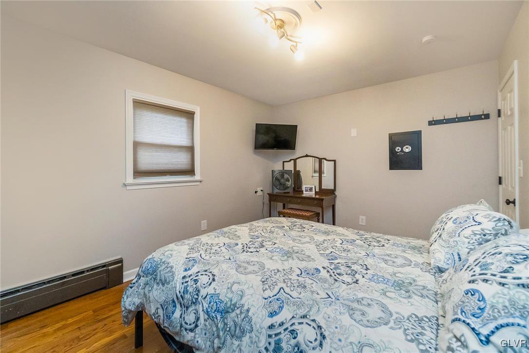 155 East 1St Street