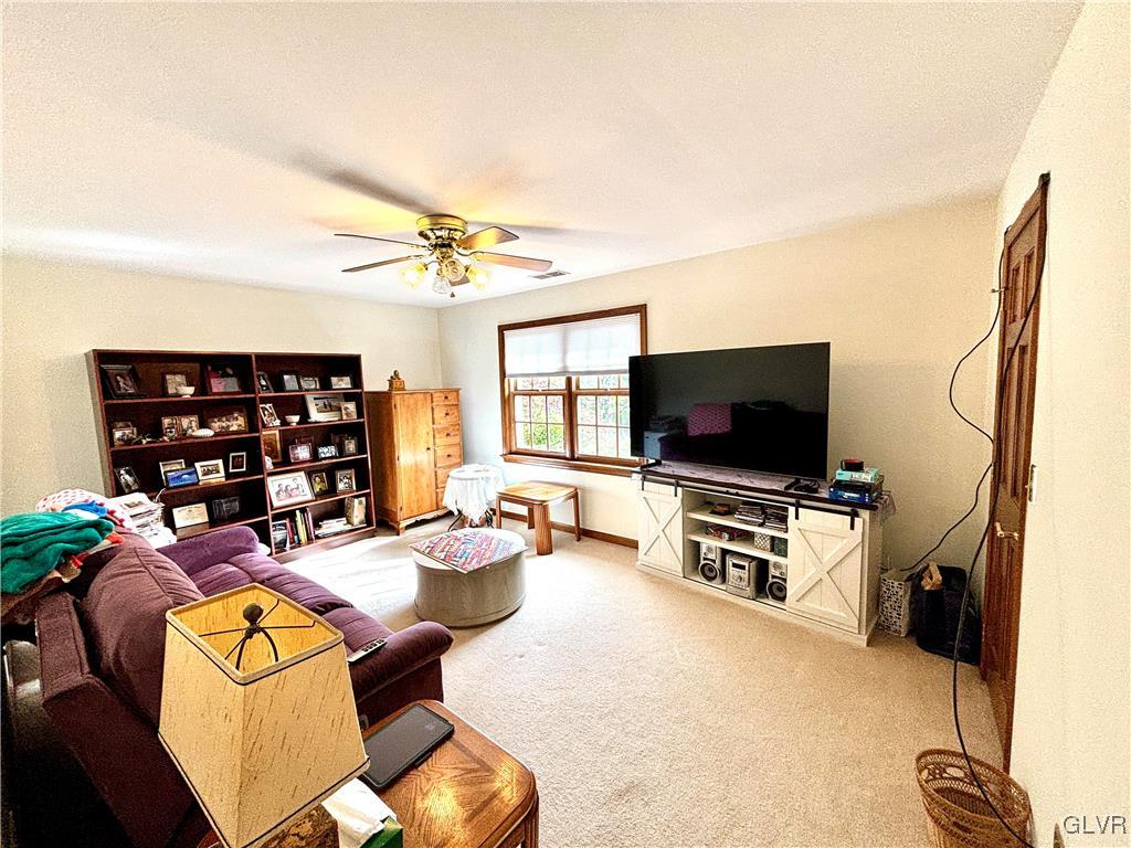 2739 Apple Valley Circle