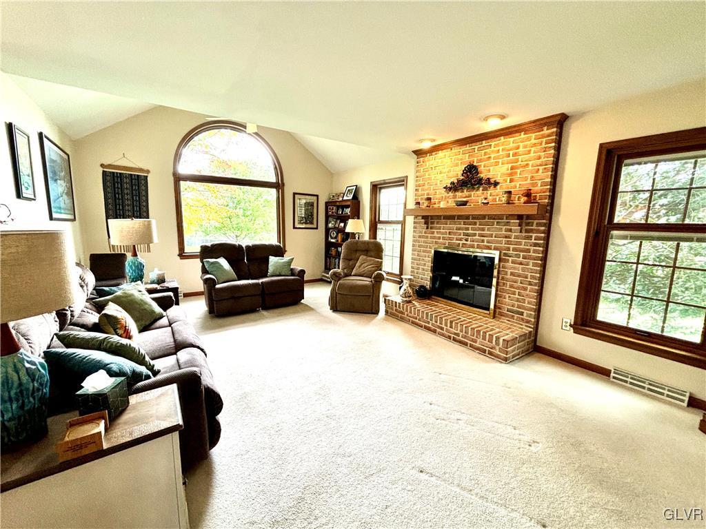 2739 Apple Valley Circle