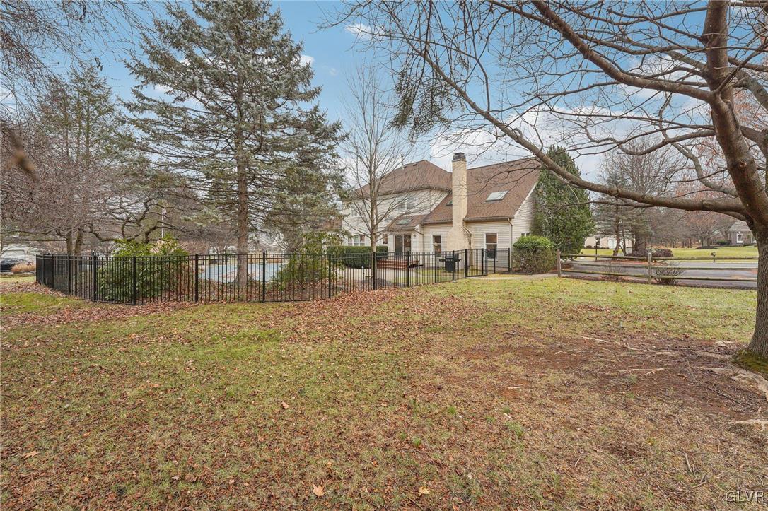 2038 Majestic Overlook Drive