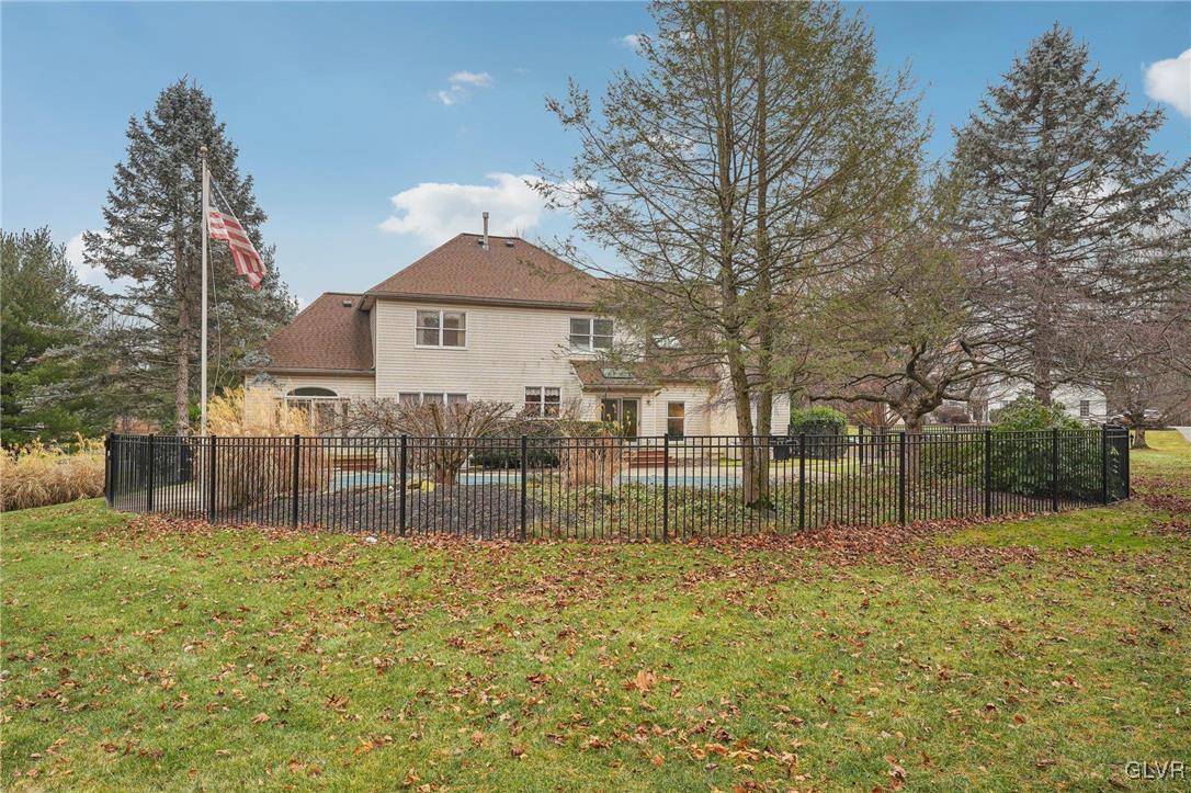 2038 Majestic Overlook Drive