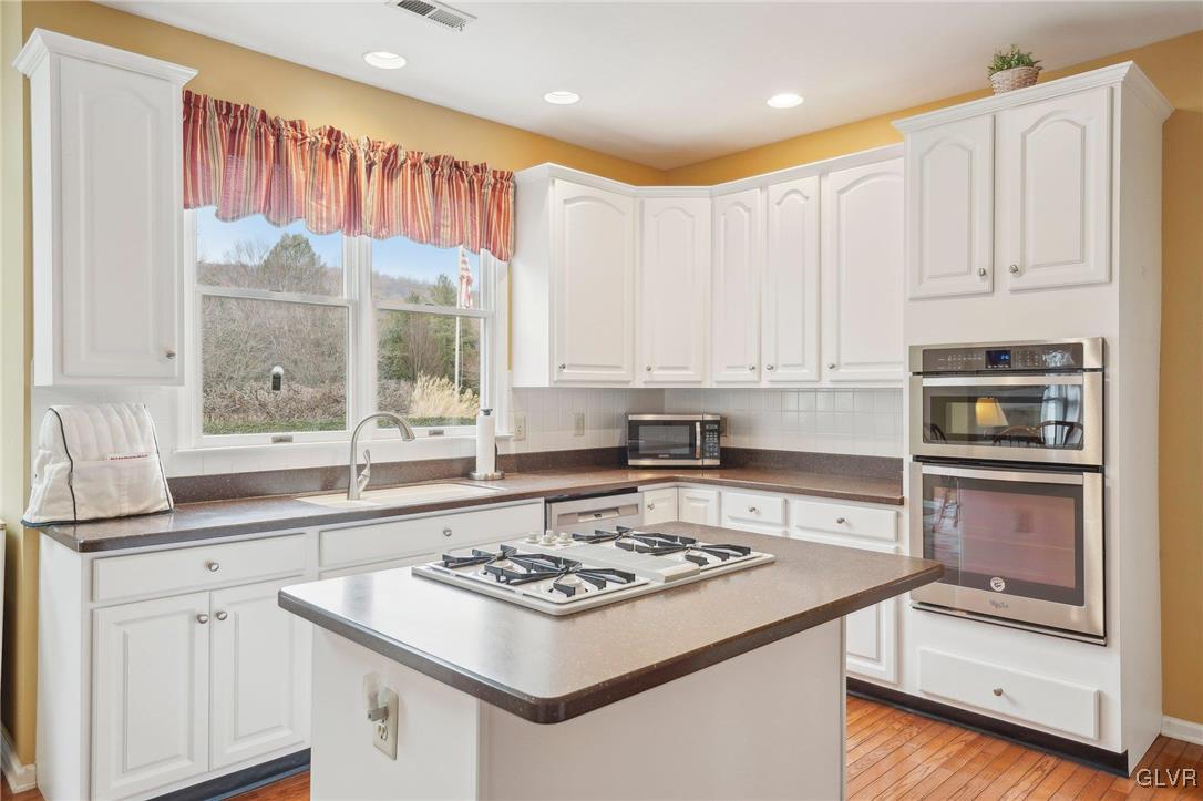 2038 Majestic Overlook Drive