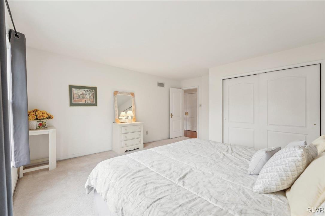 2038 Majestic Overlook Drive