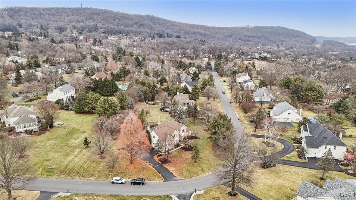 2038 Majestic Overlook Drive