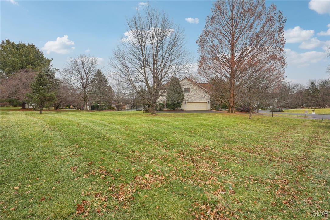 2038 Majestic Overlook Drive