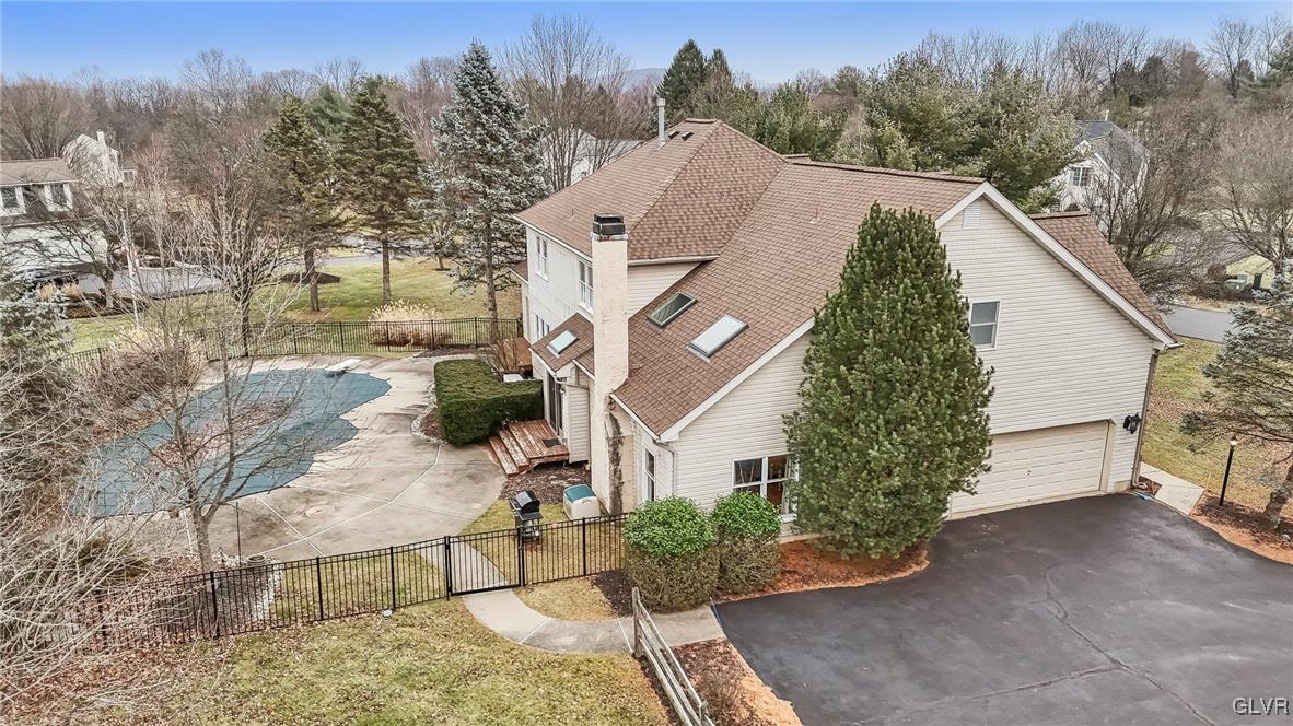 2038 Majestic Overlook Drive