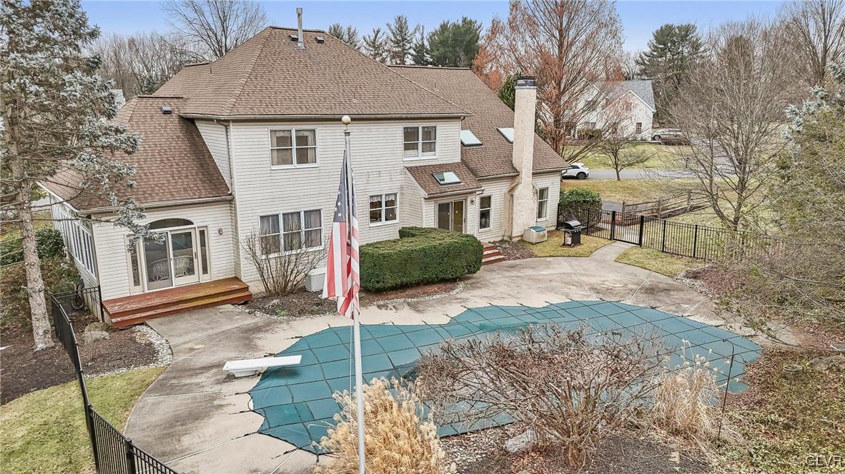 2038 Majestic Overlook Drive