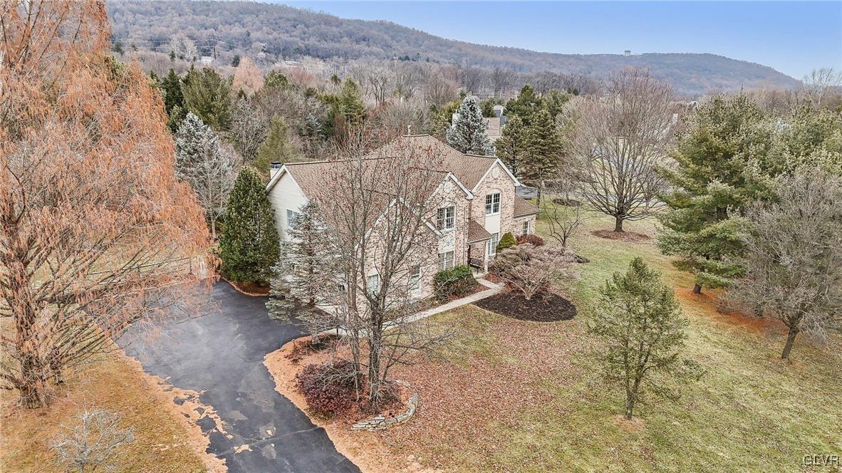 2038 Majestic Overlook Drive