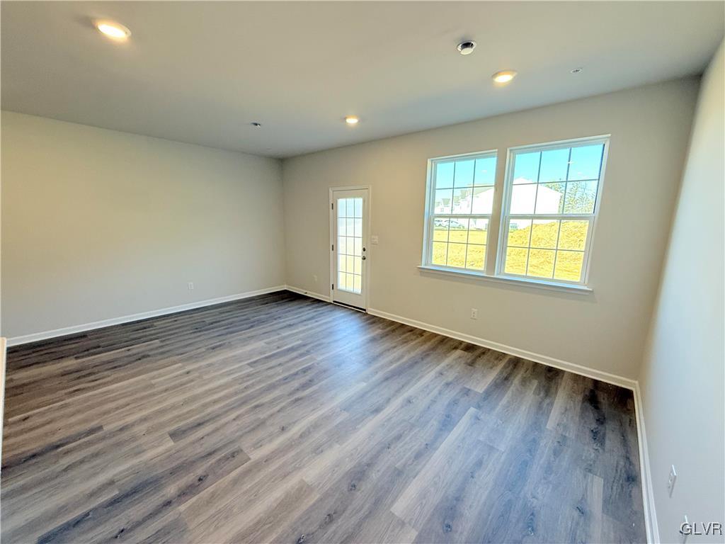 1161 Susan Circle