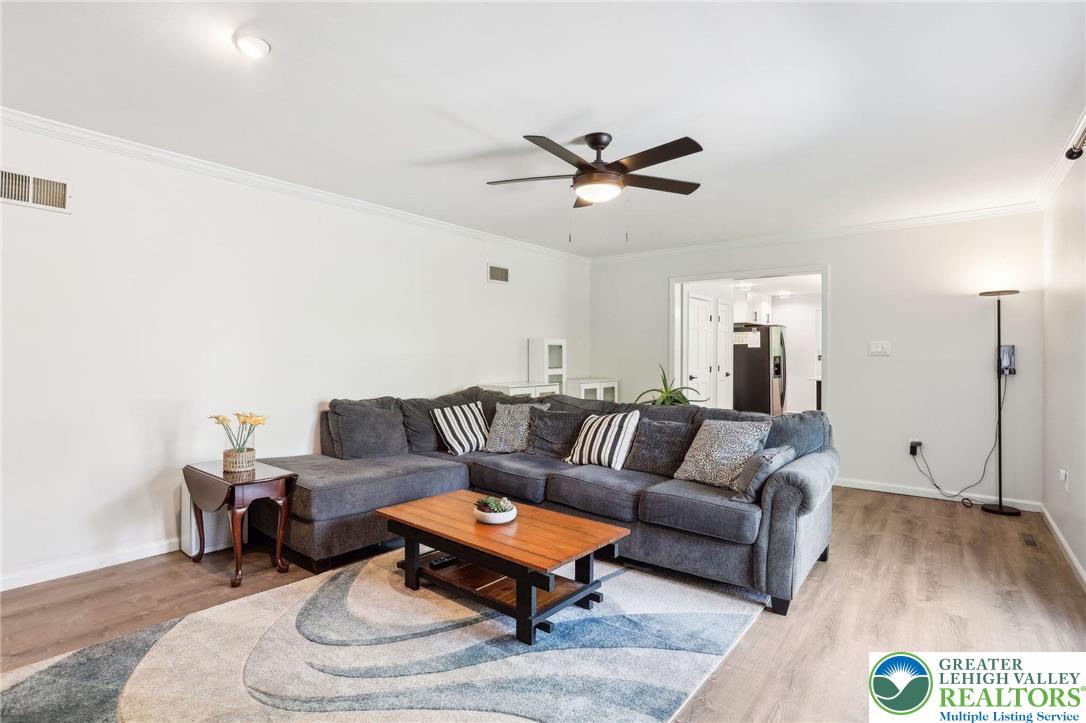 4184 Wellesley Road