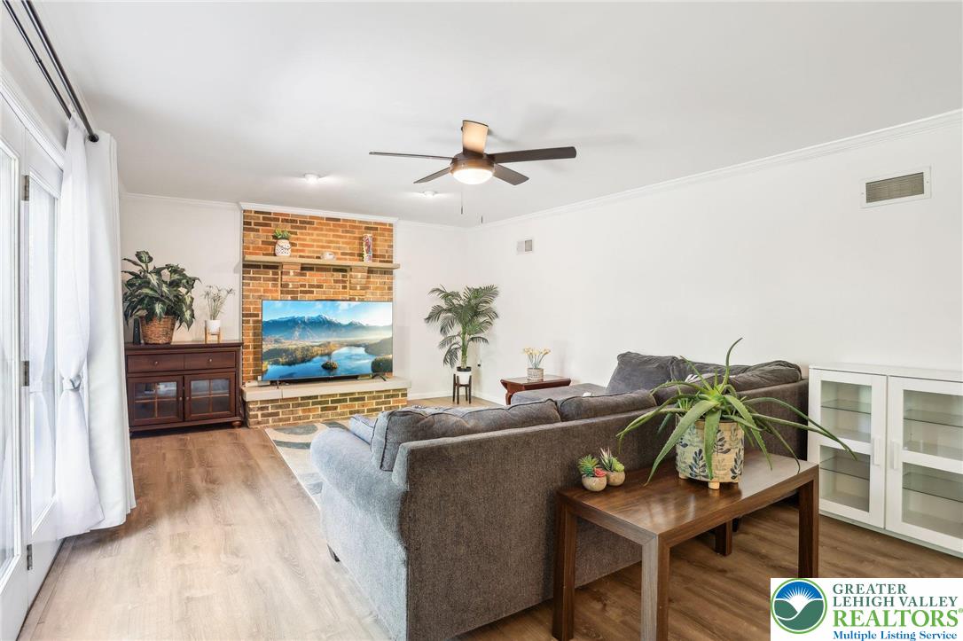 4184 Wellesley Road