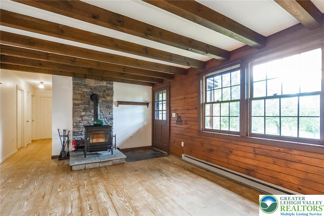315 Moyers Lane