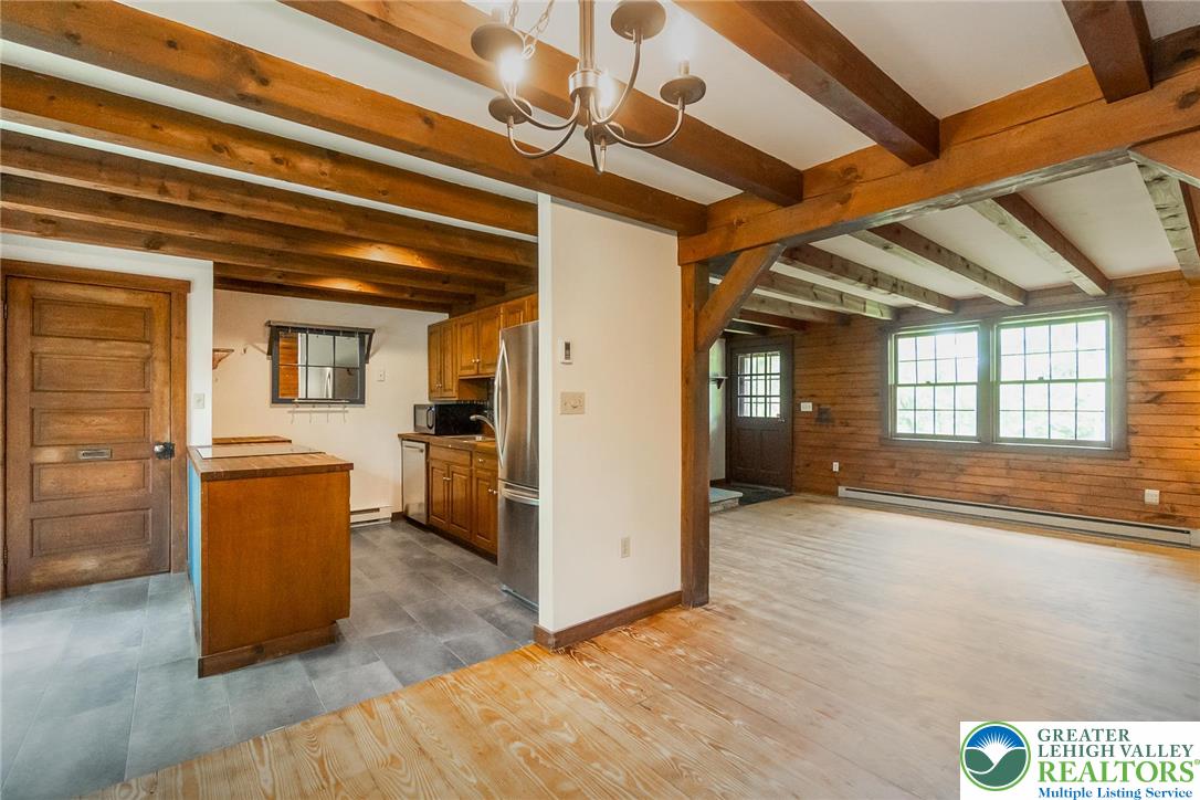 315 Moyers Lane