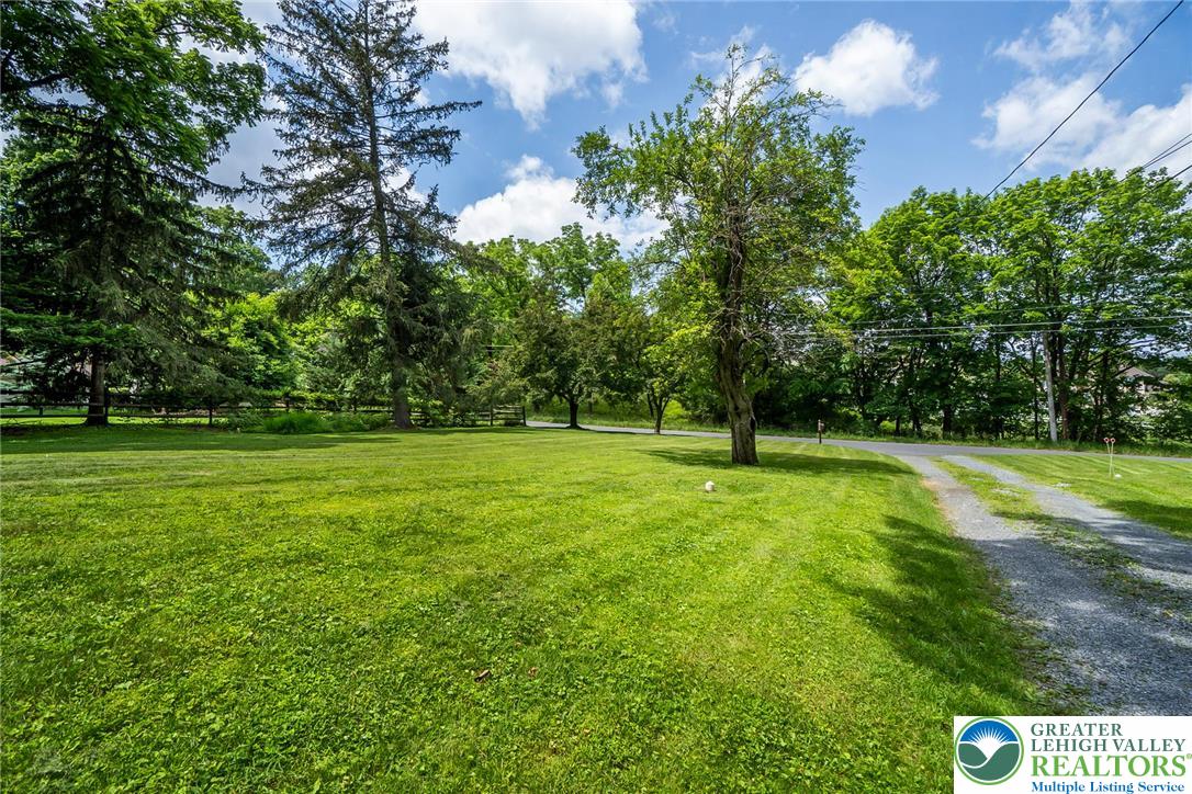 315 Moyers Lane