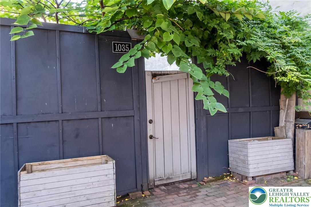 1035 West Turner Street