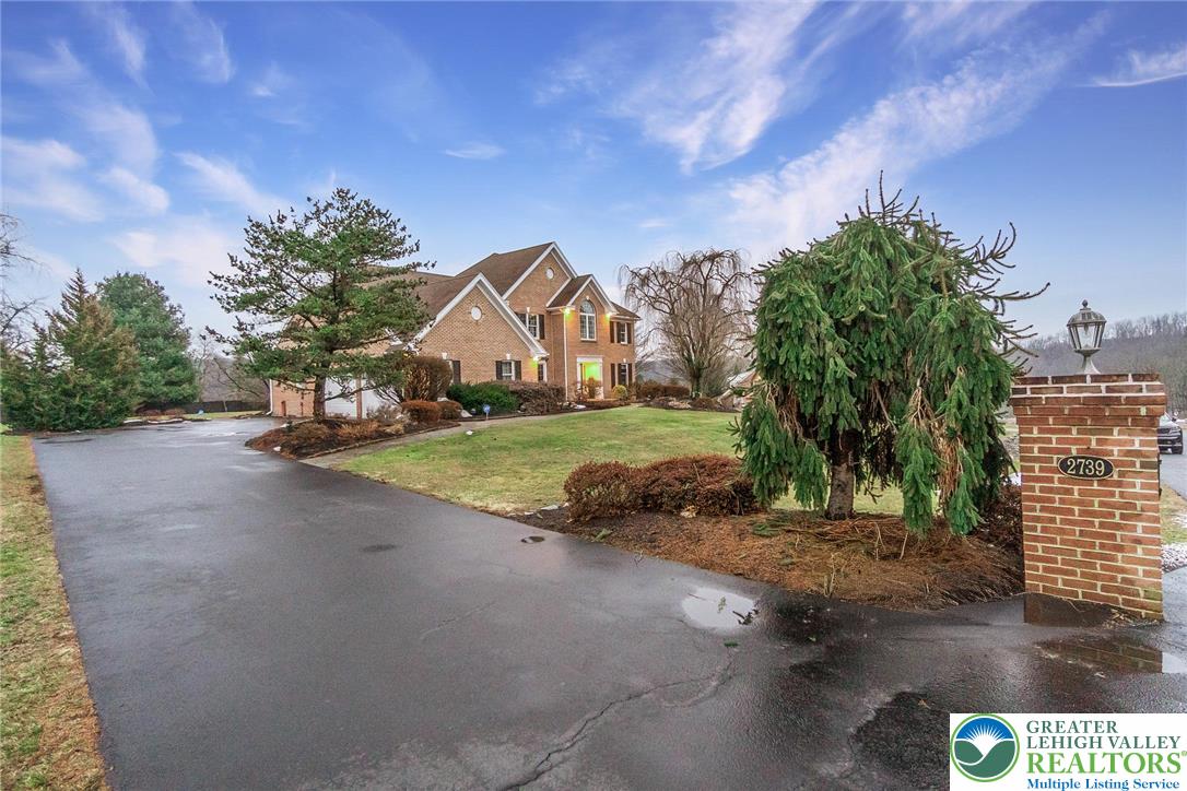 2739 Apple Valley Circle
