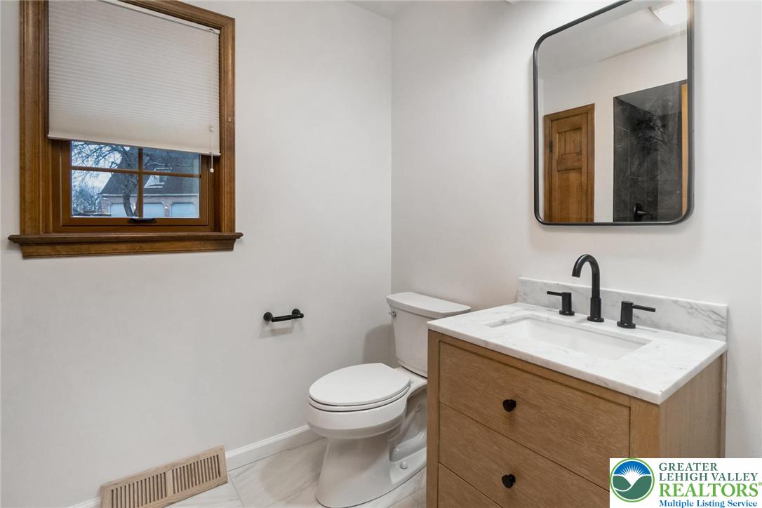 2739 Apple Valley Circle