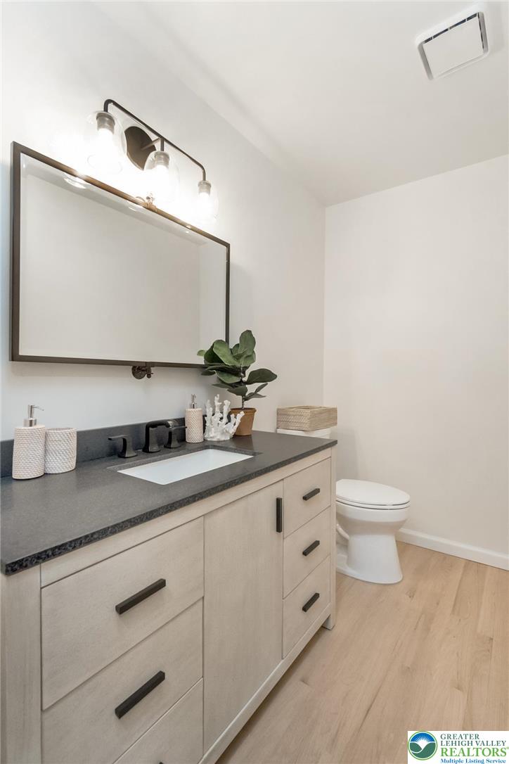 2739 Apple Valley Circle