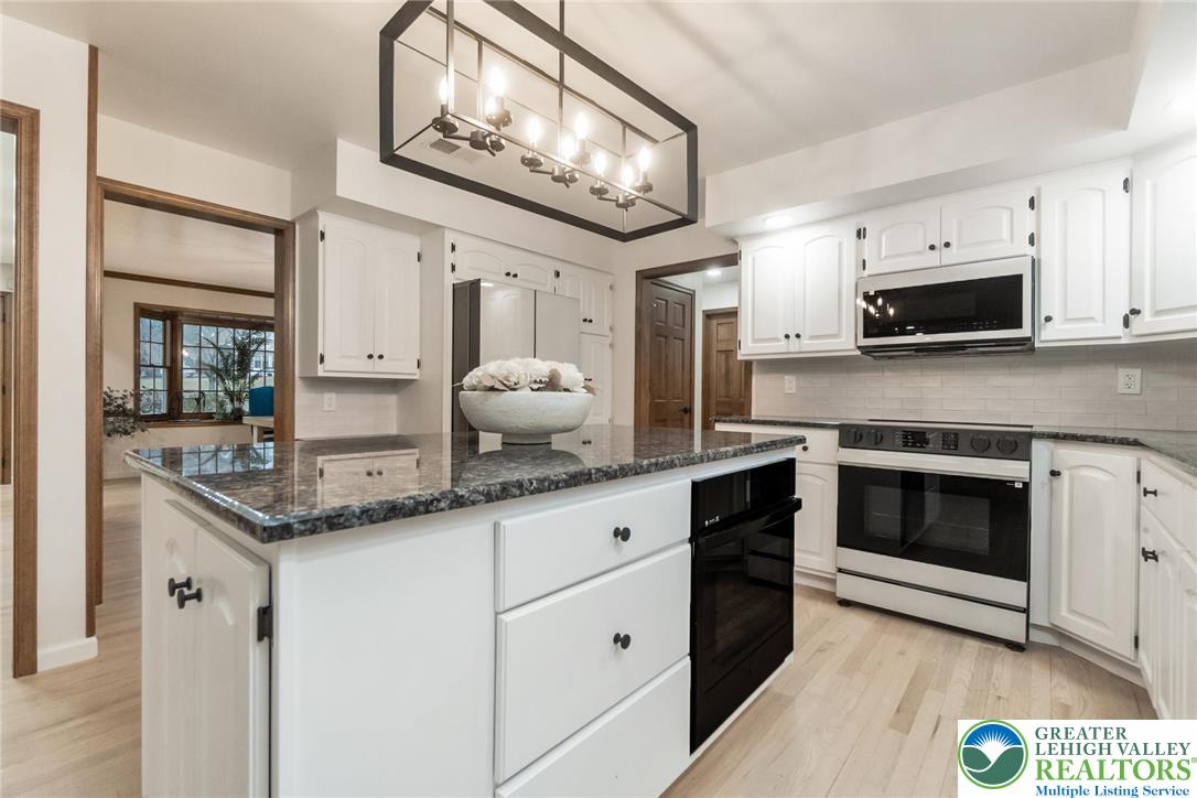 2739 Apple Valley Circle