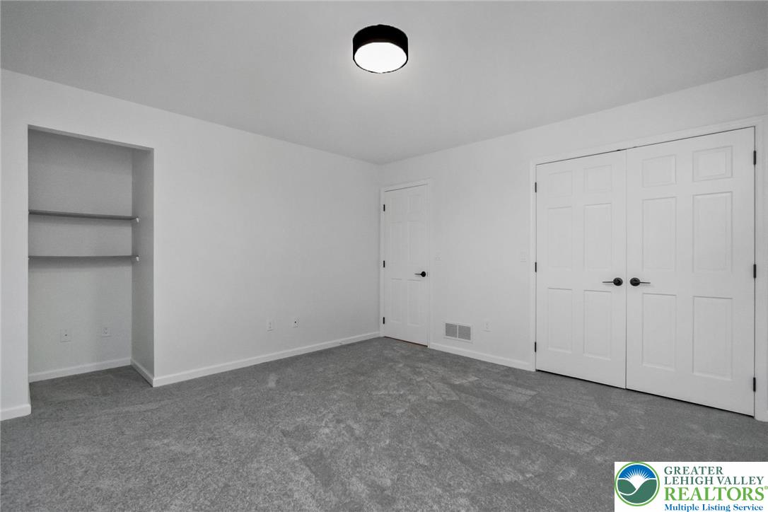 2739 Apple Valley Circle