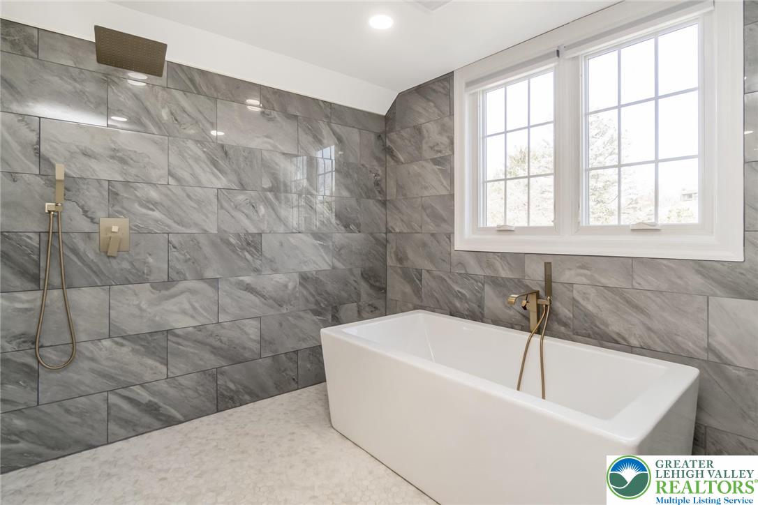 4359 Farmington Circle