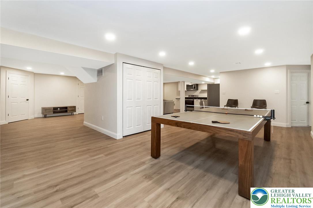 4359 Farmington Circle
