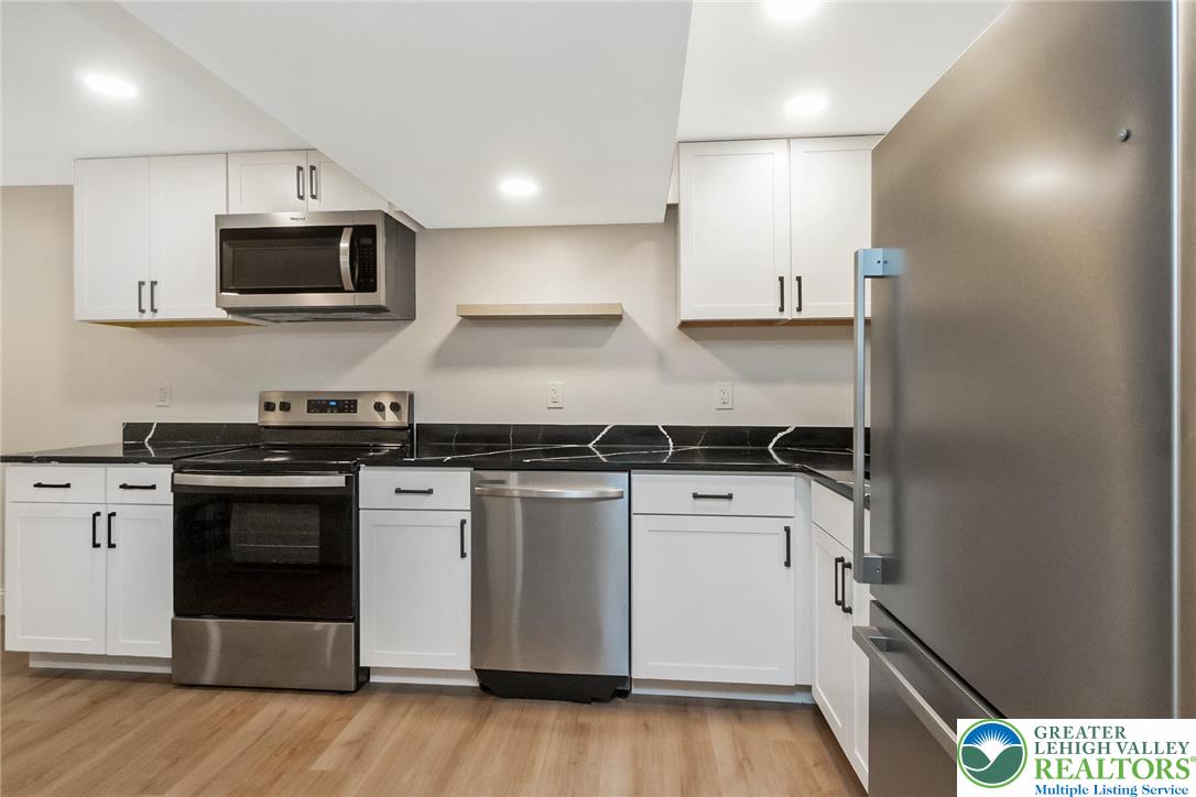 4359 Farmington Circle