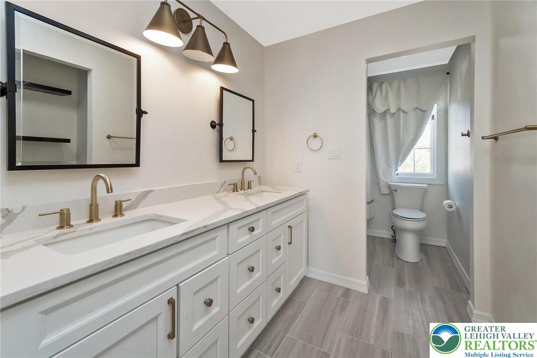 4359 Farmington Circle