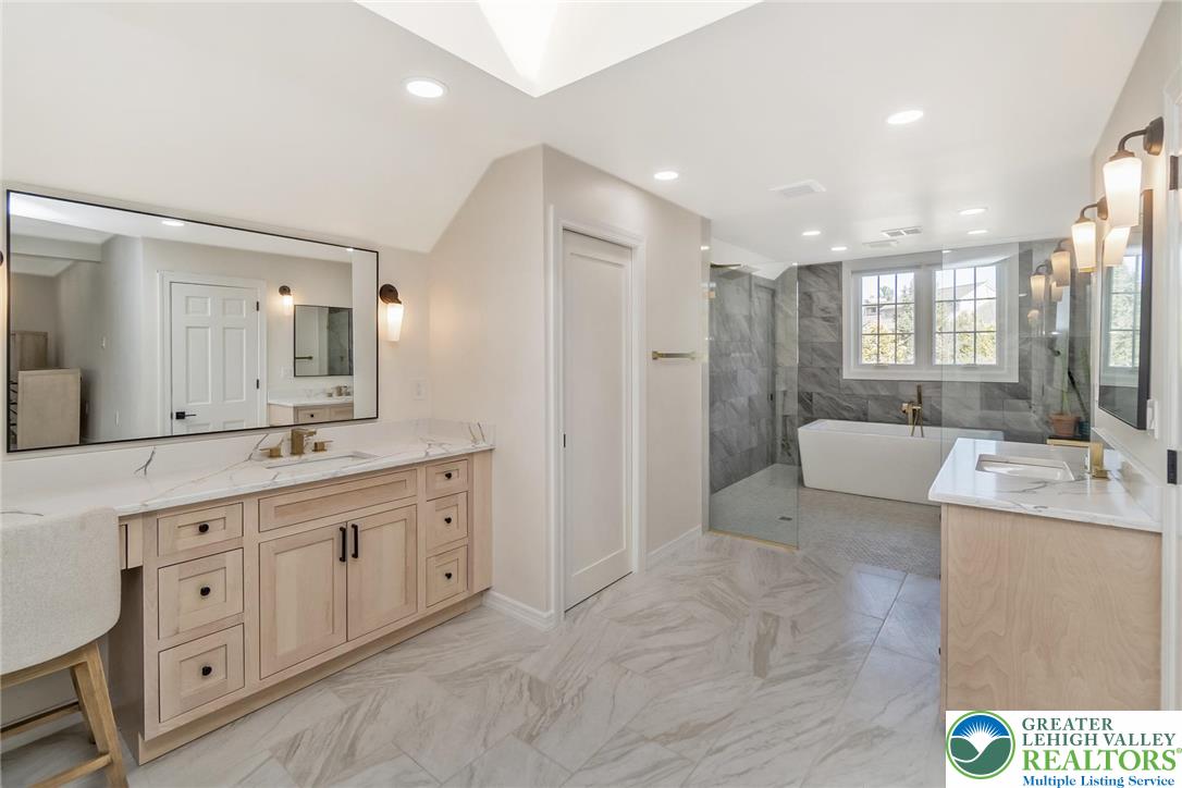 4359 Farmington Circle