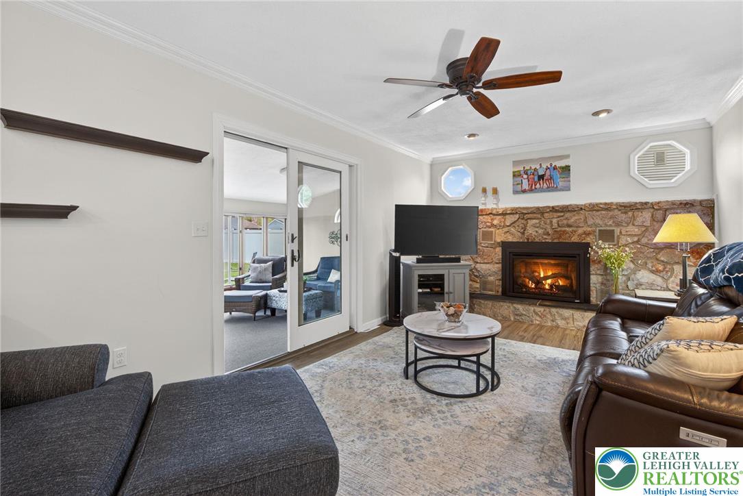 3038 Sequoia Drive