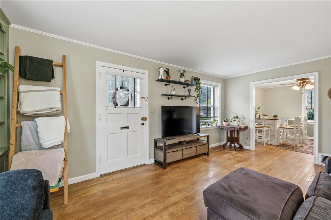 1359 North Van Buren Street