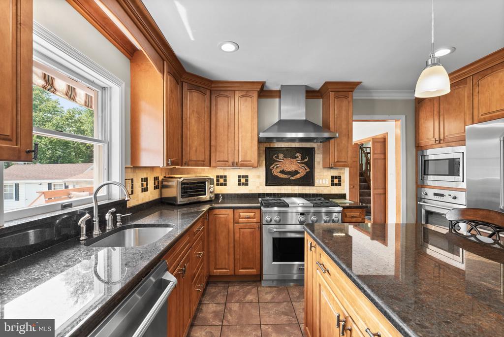 1677 Preakness Dr
