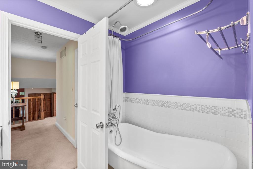 1677 Preakness Dr