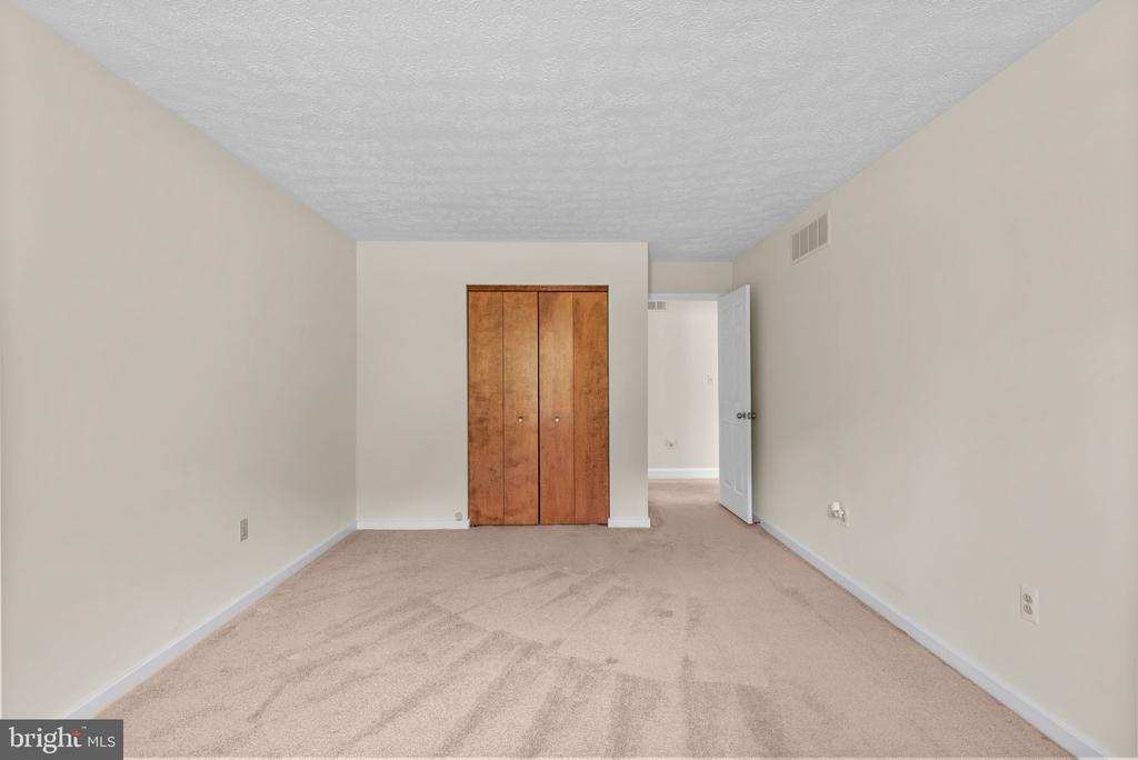 1677 Preakness Dr