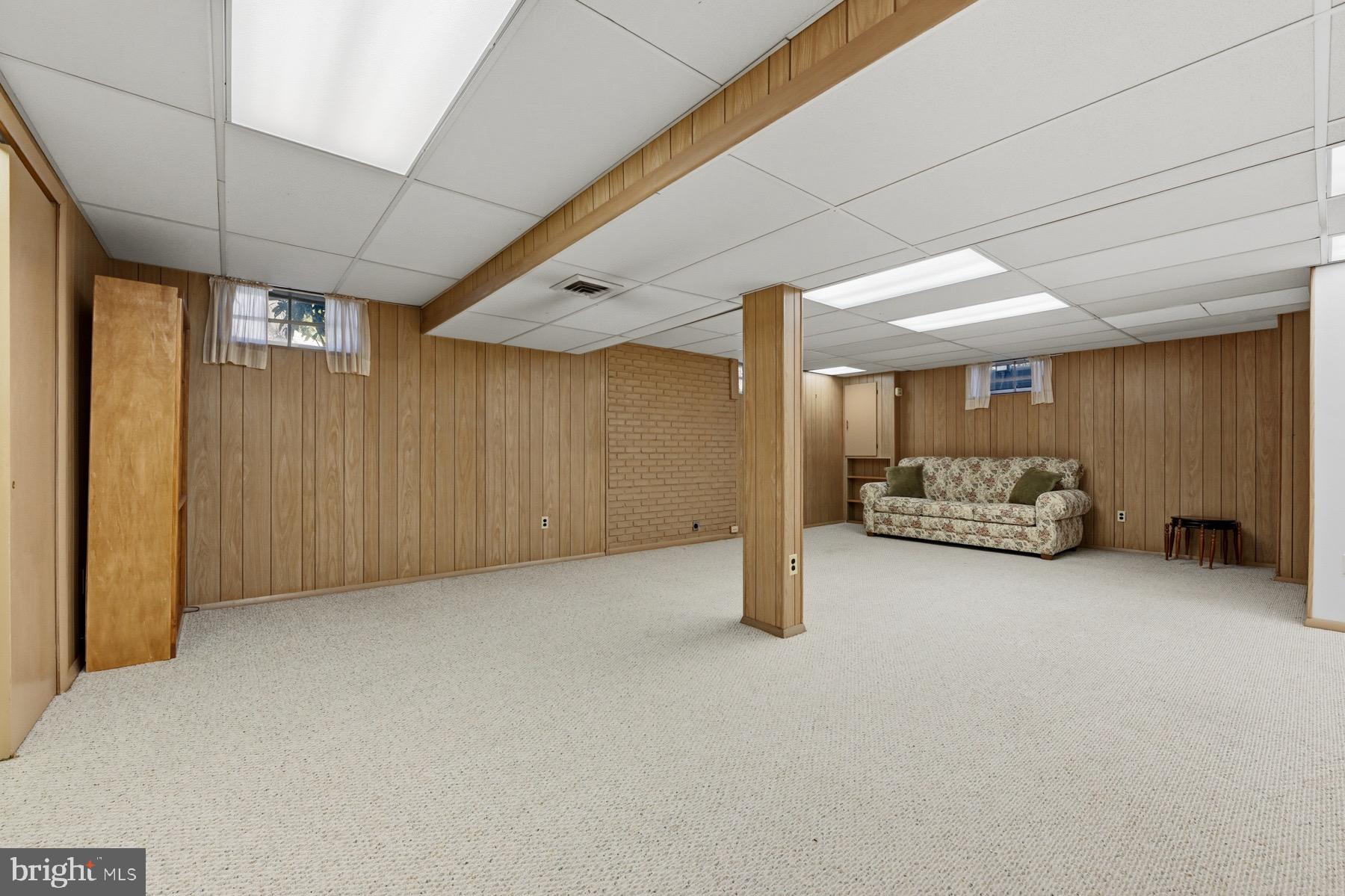 7867 CHESTNUT LEAF ROAD