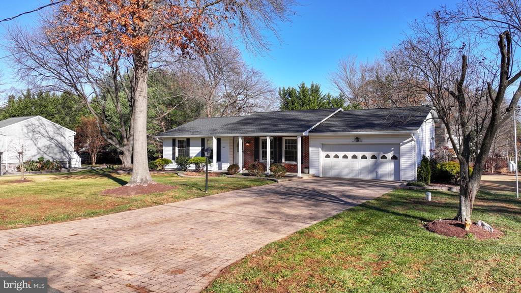 7867 CHESTNUT LEAF ROAD