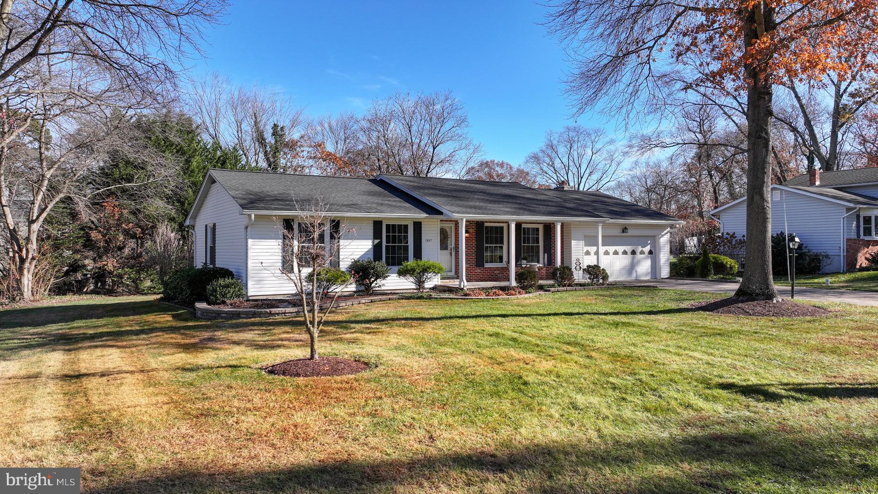 7867 CHESTNUT LEAF ROAD