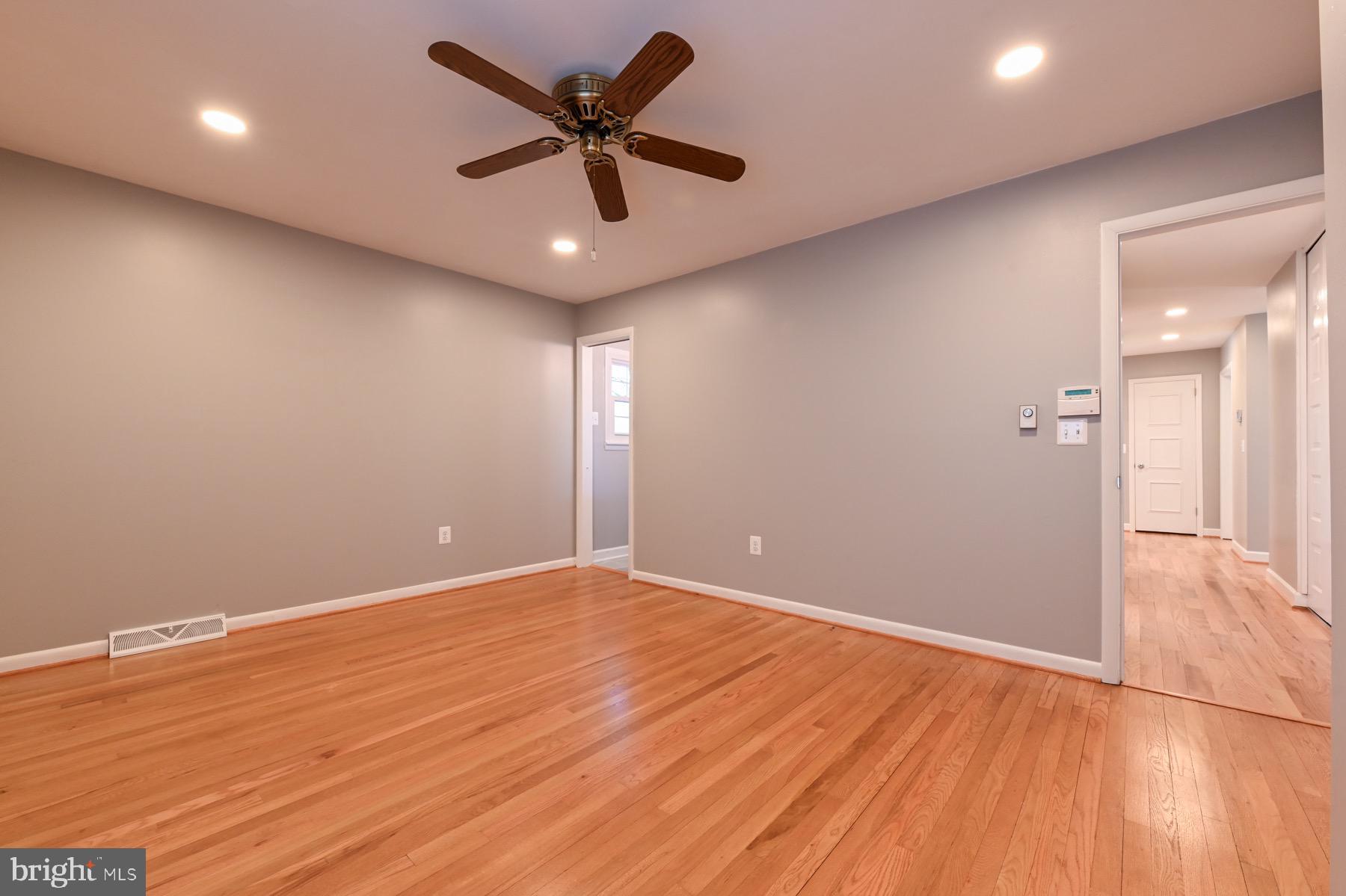 7867 CHESTNUT LEAF ROAD