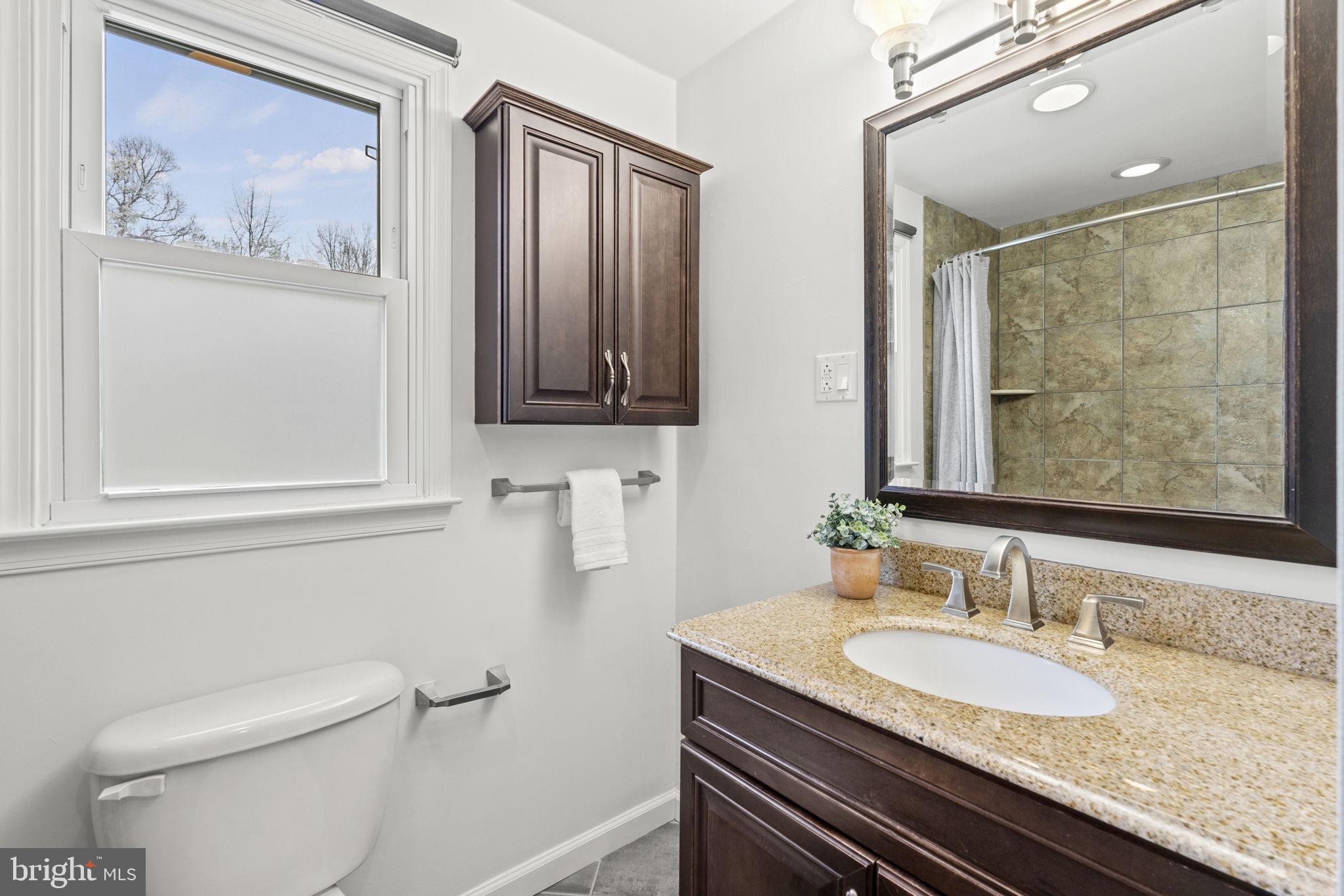 672 Saint Georges Station Rd