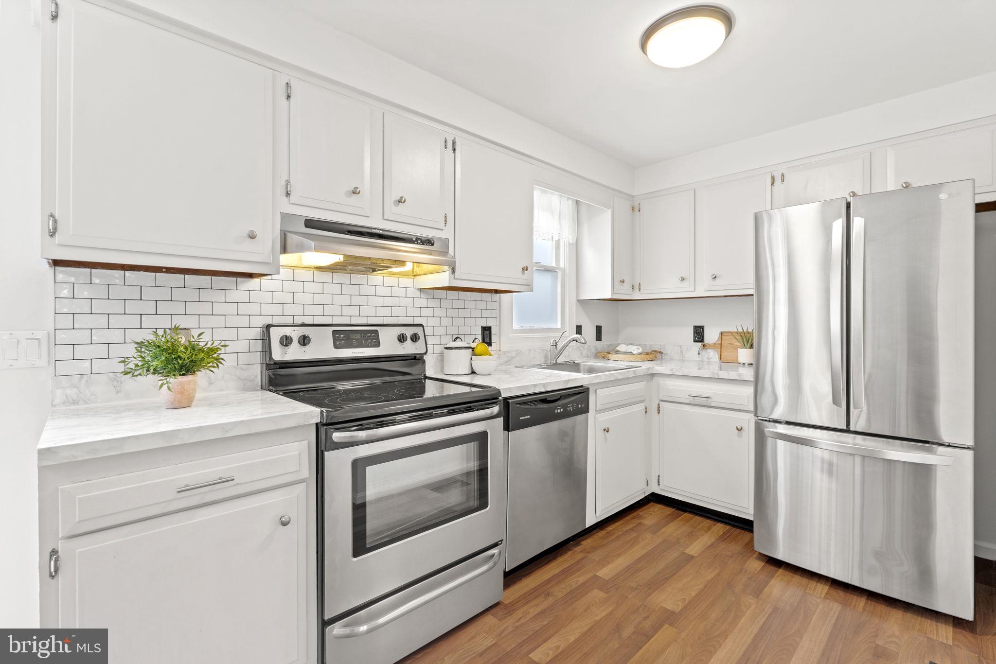 672 Saint Georges Station Rd