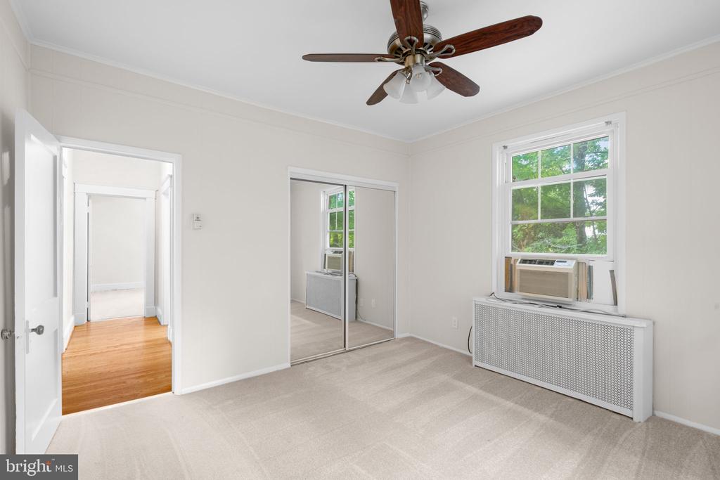 73 Cedar Ave