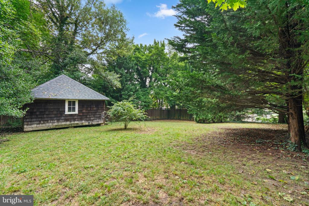 73 Cedar Ave