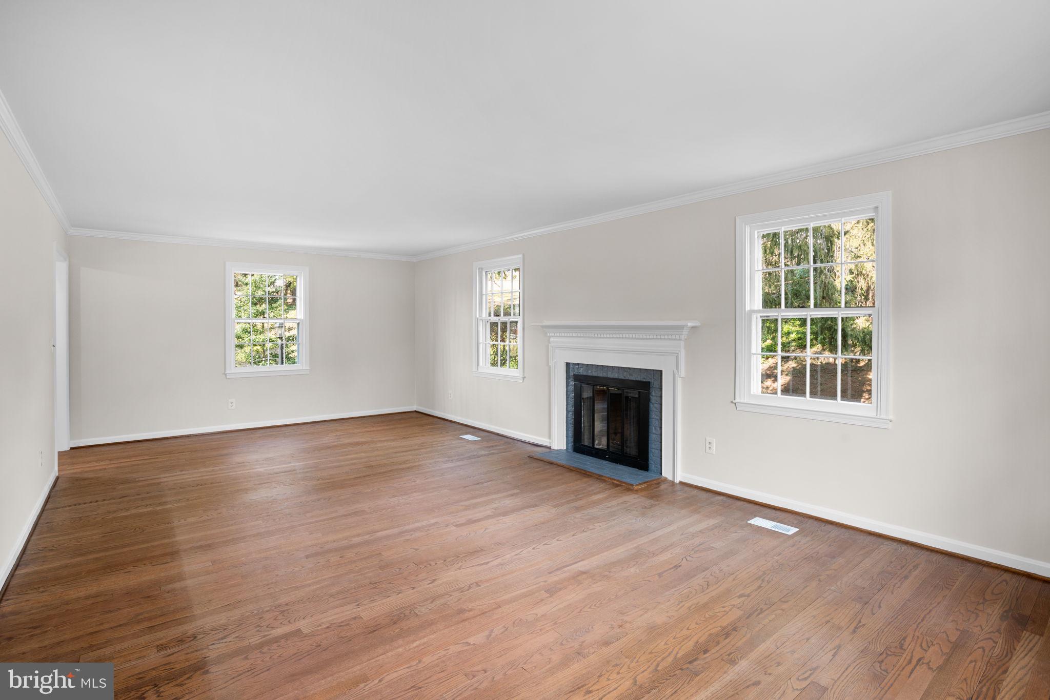 12807 Dulaney Valley Rd